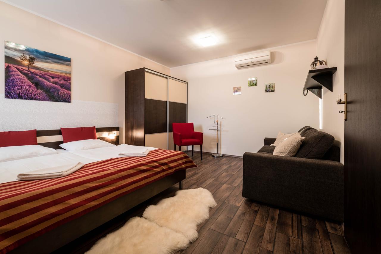Apartman Mirka - Hotel Luka Bešeňová Zewnętrze zdjęcie